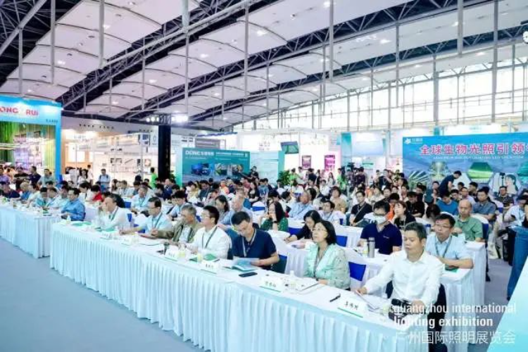 探寻AI时代智慧农业新未来！2024年生物光学与智慧农业国际论坛在广州召开-广东省农村厅(图4)