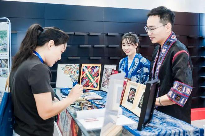 600余款产品、100余家采购商！绿色贸易产销对接会在贵阳综保区成功举办(图5)