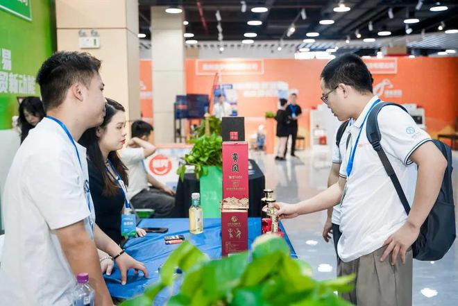 600余款产品、100余家采购商！绿色贸易产销对接会在贵阳综保区成功举办(图4)