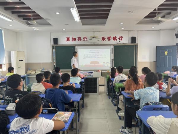 小学四年级多彩课堂“童”样精彩(图8)