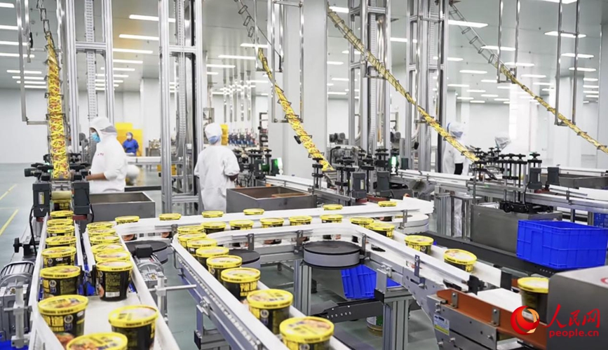 一碗酸辣粉里的富民大产业(图4)