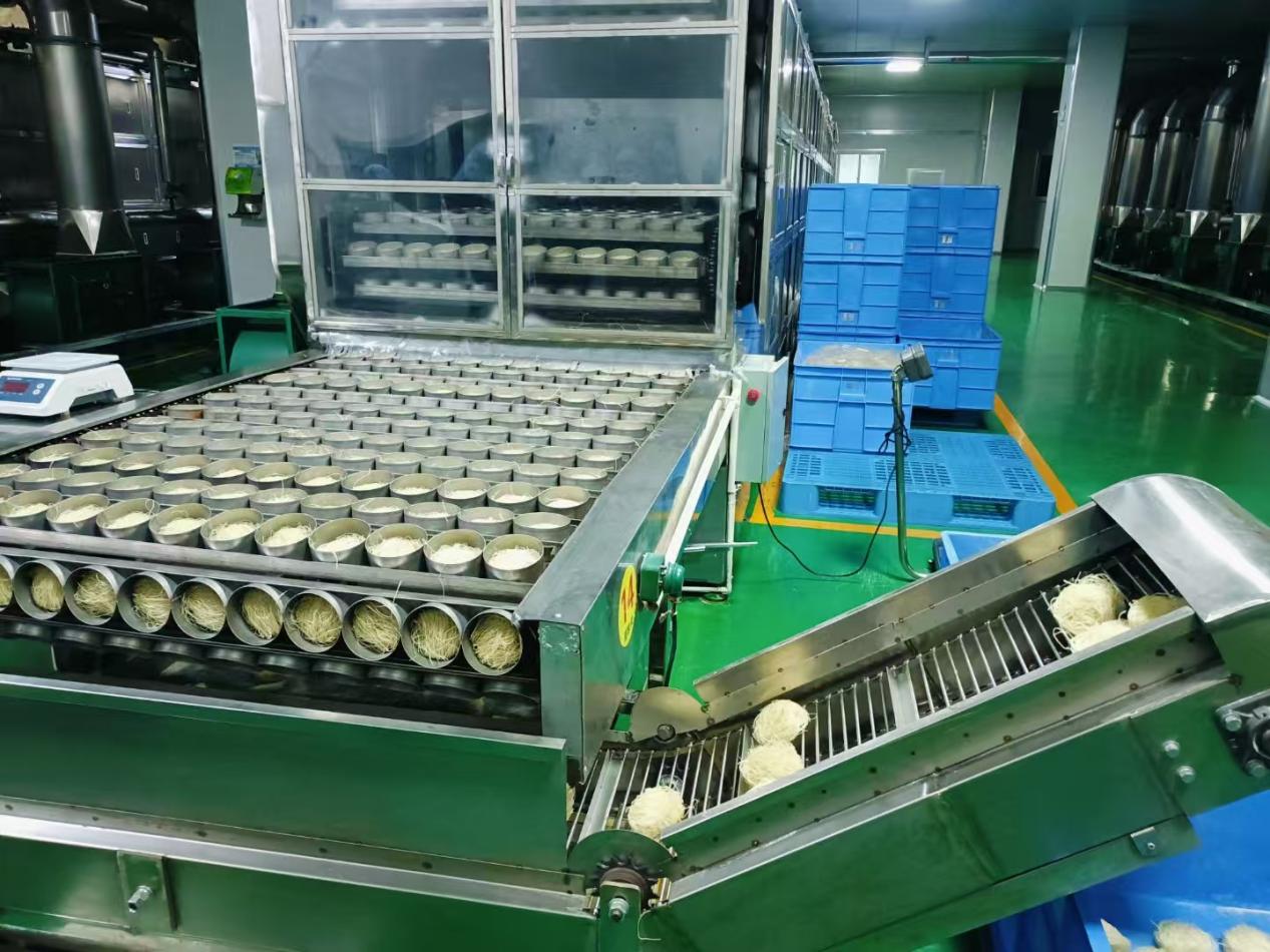 一碗酸辣粉里的富民大产业(图3)