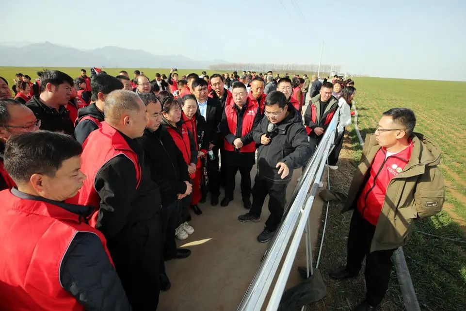 326名“头雁”学员田间地头取回致富经(图3)