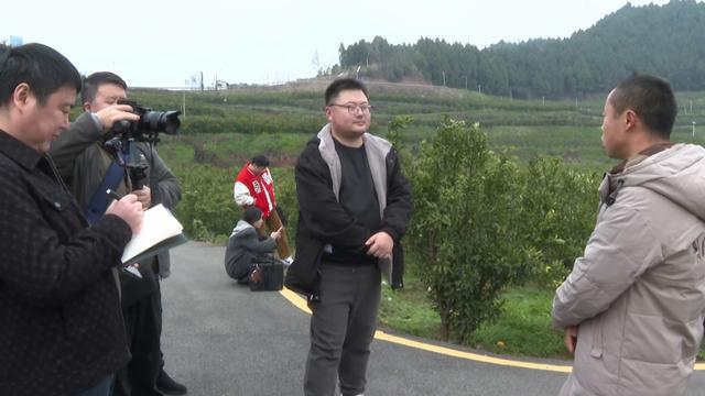“组团培育副中心喜看南达新气象”主题采访活动走进西充(图1)