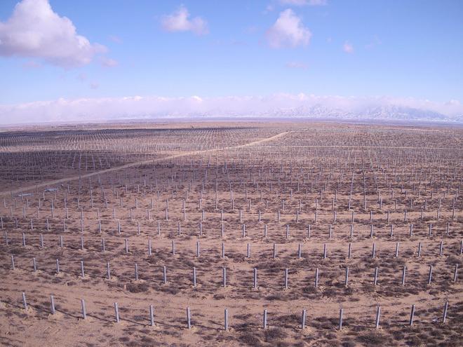 相当于20个三峡大坝外媒已经发现中国悄悄在沙漠里干了件大事(图3)