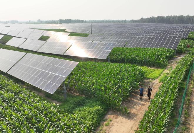 相当于20个三峡大坝外媒已经发现中国悄悄在沙漠里干了件大事(图8)