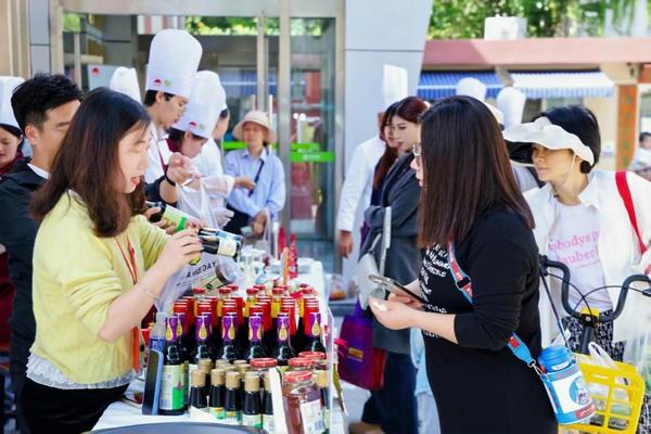 李锦记“100-1=0”的品质密码:从900多道检测到绿色革命(图5)