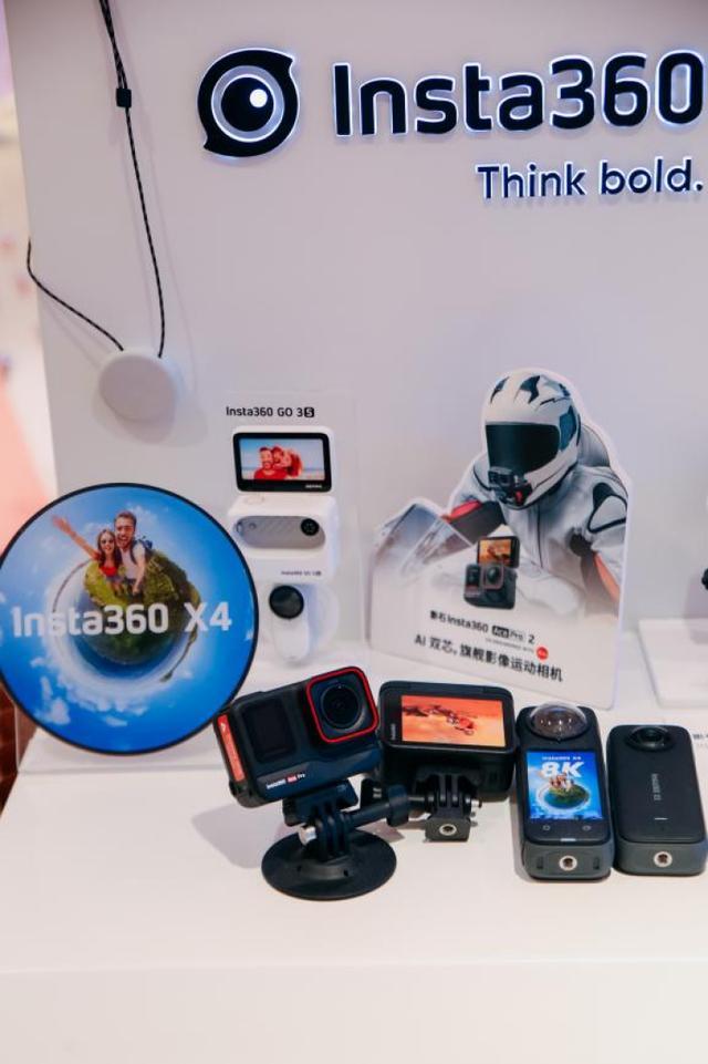 百联构建“银发生态”全景图“繁花里”重新定义“无龄生活”新内涵(图10)