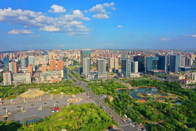 乘风扬帆破浪进——“十四五”时期东胜区经济社会高质量发展回望(图2)