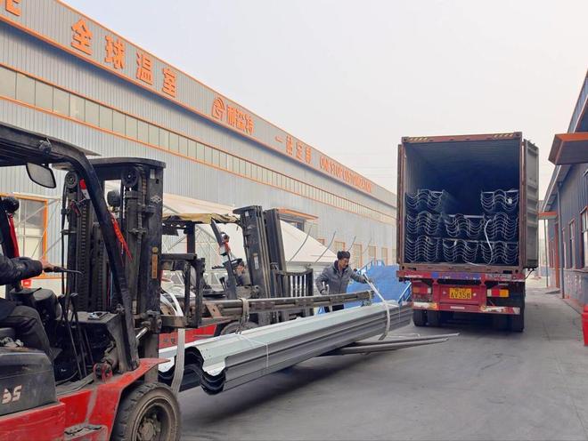 乘“新”而上大棚开到40多国一家农企的出海答卷(图1)