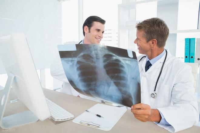 肺部开始病变不是看咳不咳嗽！提醒：若出现4个异常或已经病变(图11)